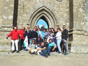 El monte tor de glastonbury - foto de grupo del año 2015
