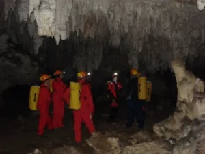 Meditacion en cuevas - Viajes Mystikos-19
